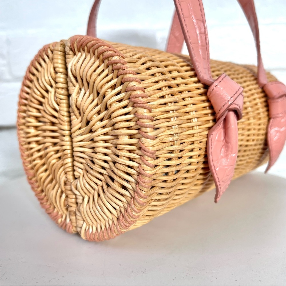 Pink Straw Shoulder Bag with Pink Chain Handles - Picture 10 of 14